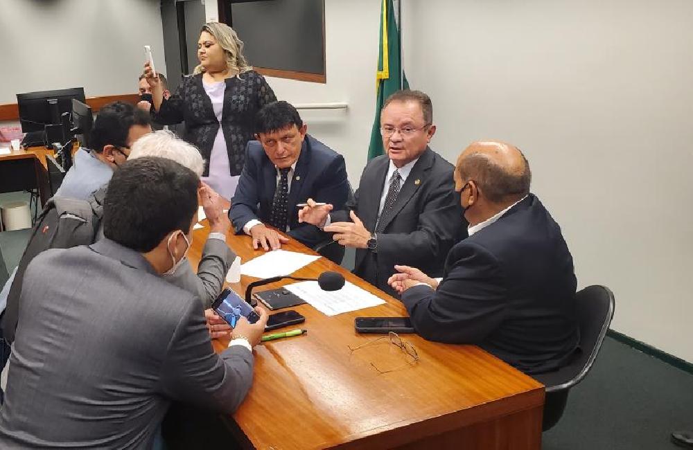 PARLAMENTARES PARAENSES DEFINEM DISTRIBUIÇÃO DE R$ 249 MILHÕES REFERENTE ÀS EMENDAS DE BANCADA